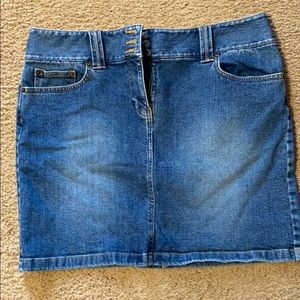 AnnTaylor loft Jean skirt